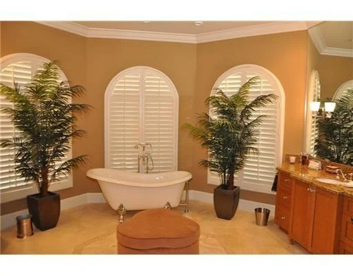 Photo of 4185 Live Oak Boulevard