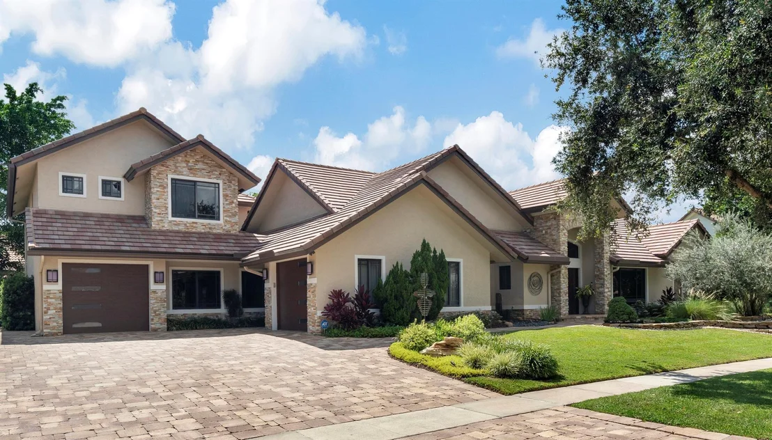 Photo of 3070 Equestrian Drive