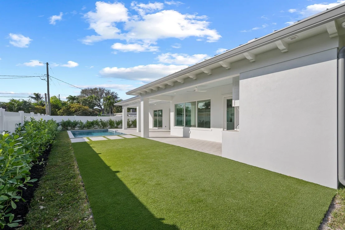 Photo of 728 Nighthawk Way