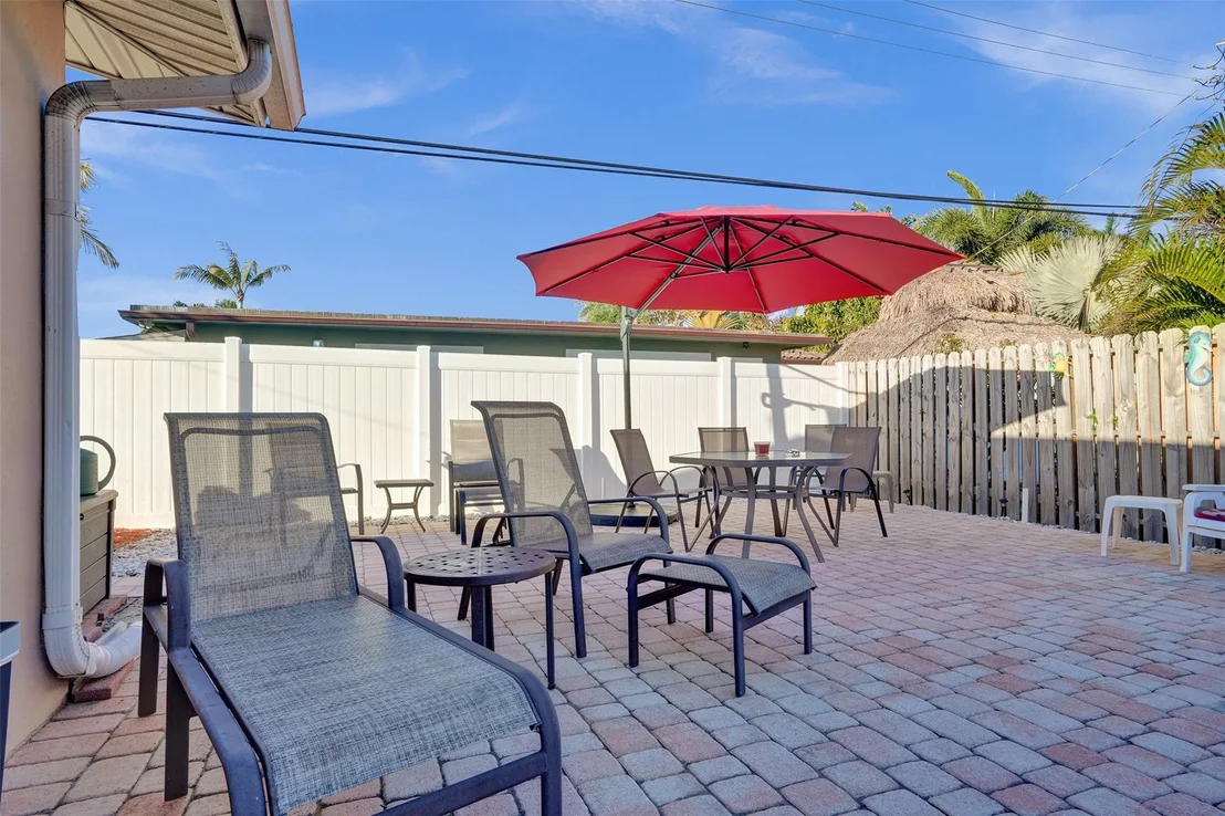 Photo of 2585 SE 3rd Street