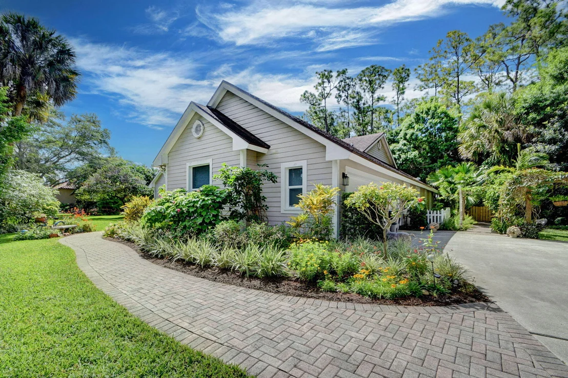 Photo of 14022 Greentree Trail