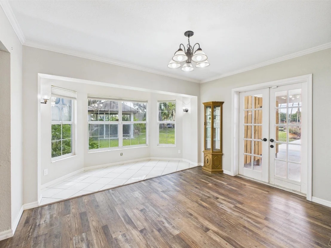 Photo of 2045 SW 18th Lane