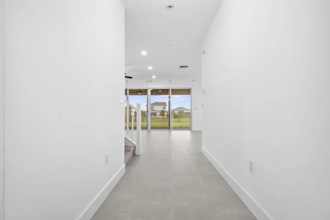 Photo of 1403 Thistle Place