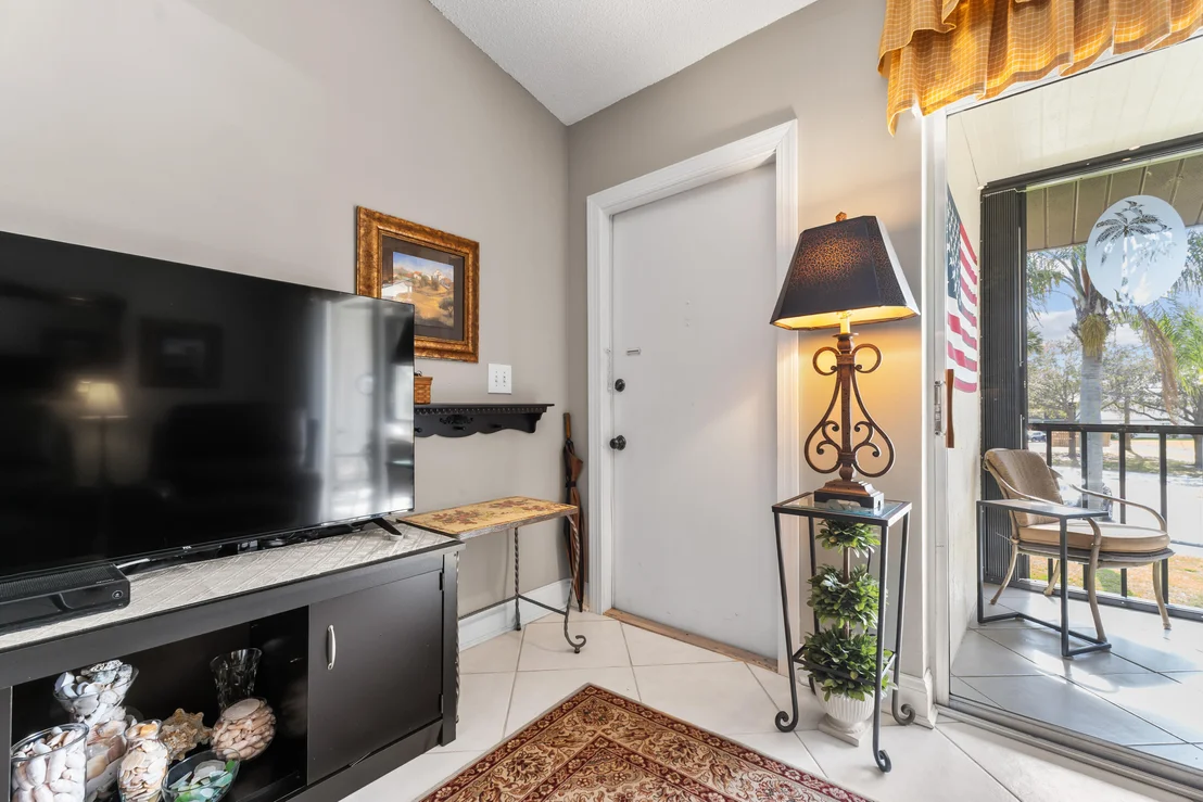 Photo of Unit E at 6426 Chasewood Drive
