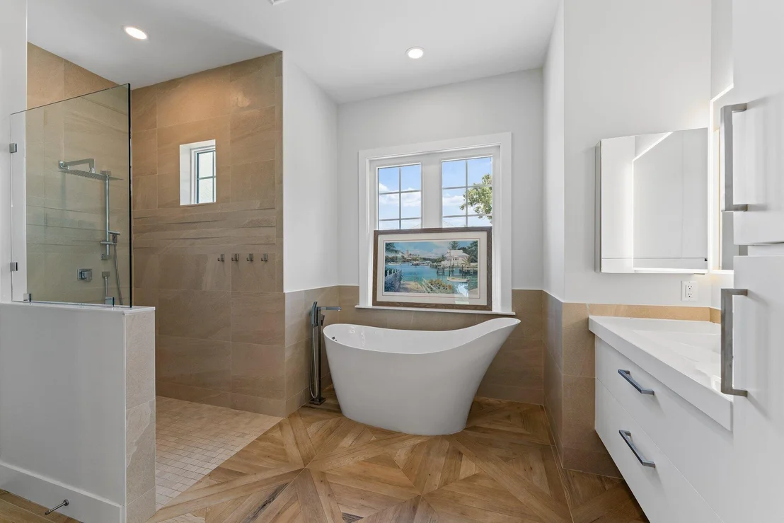 Photo of 200 SE Turtle Creek Drive