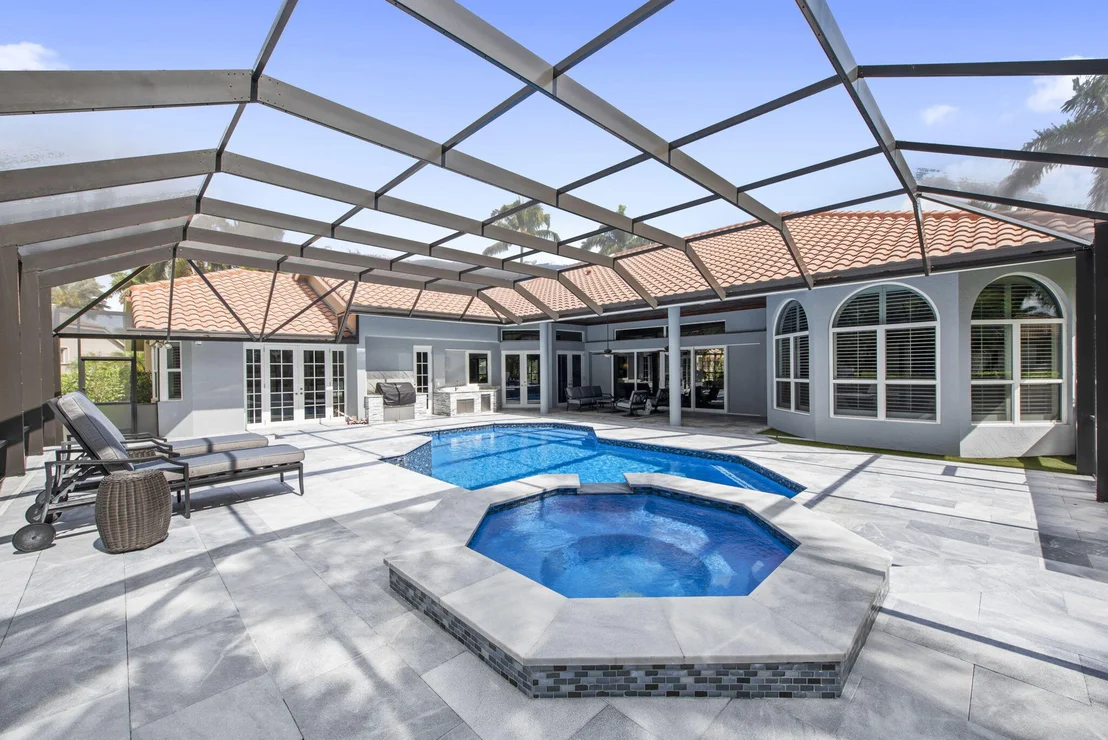 Photo of 7900 N Upper Ridge Drive