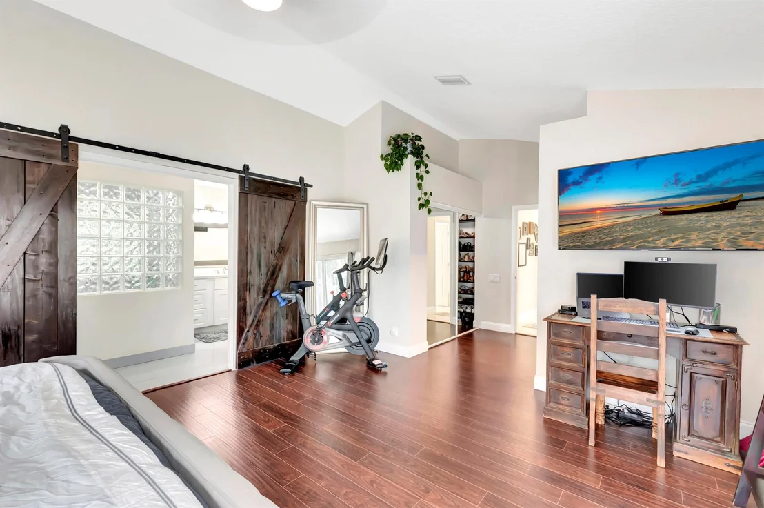 Photo of 6161 Hook Lane