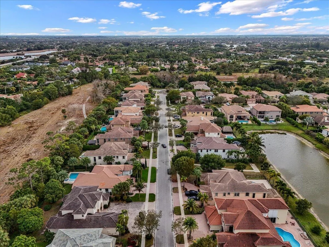 Photo of 9165 Pineville Drive
