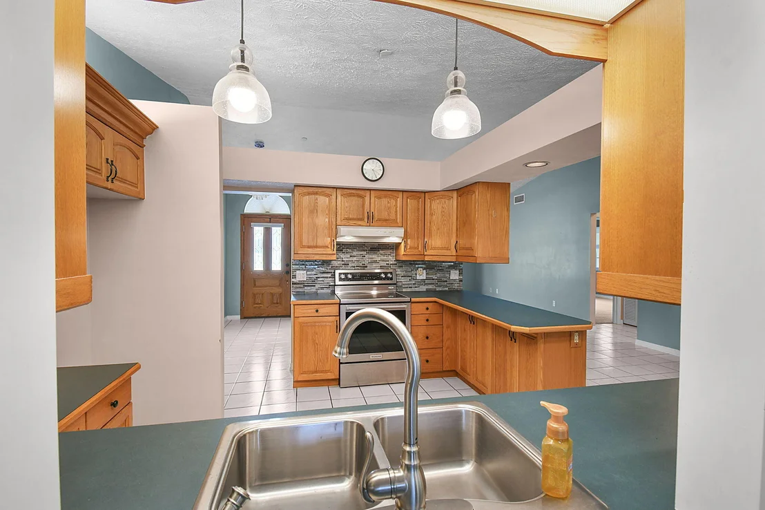 Photo of 895 SE Waterside Way