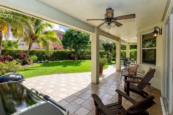 Photo of 2352 Thomson Way