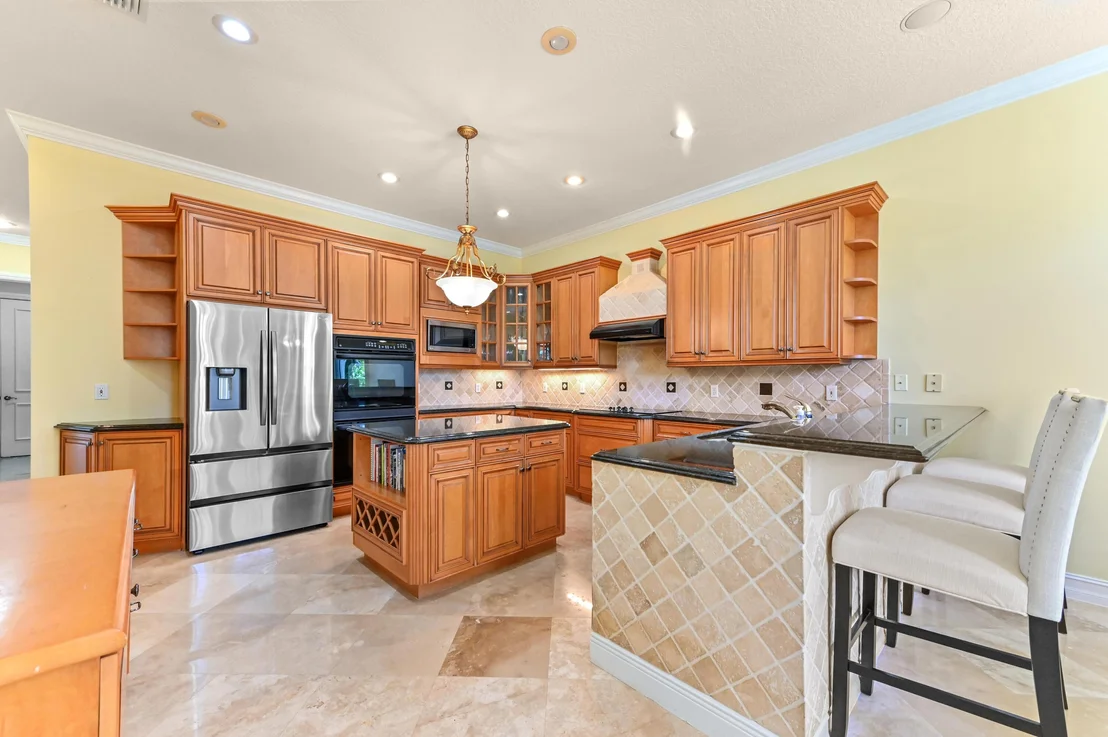 Photo of 8817 SE Compass Island Way