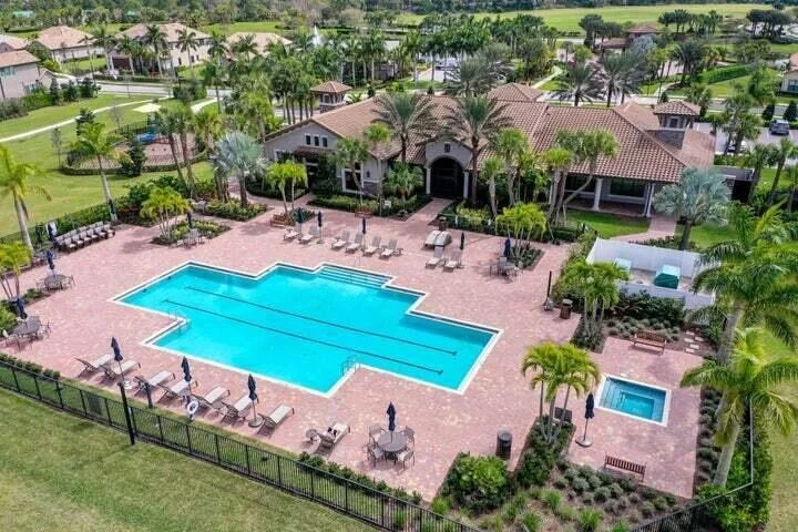 Photo of 114 Cinder Dunes Point