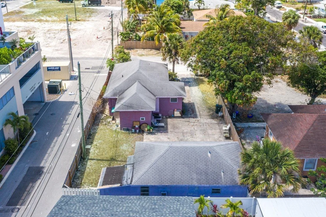 Photo of 405 SE 3rd Street