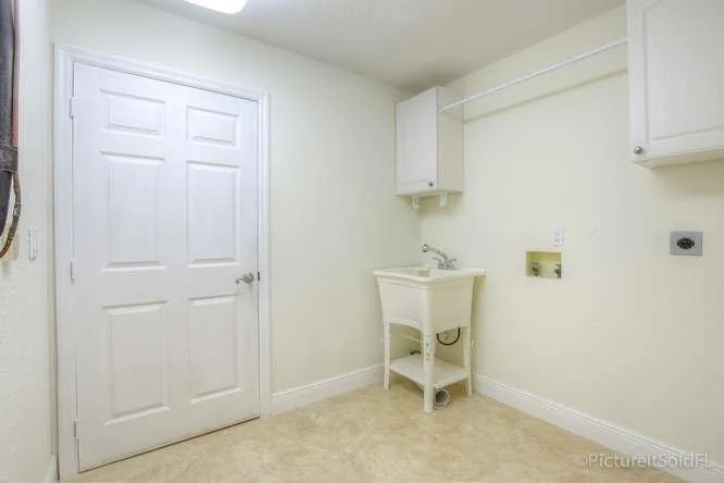 Photo of 14337 Stirrup Lane