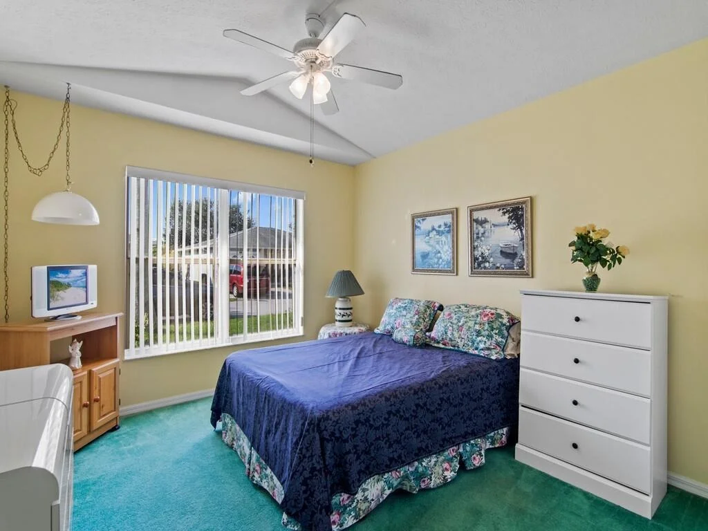 Photo of 6700 Tulipan
