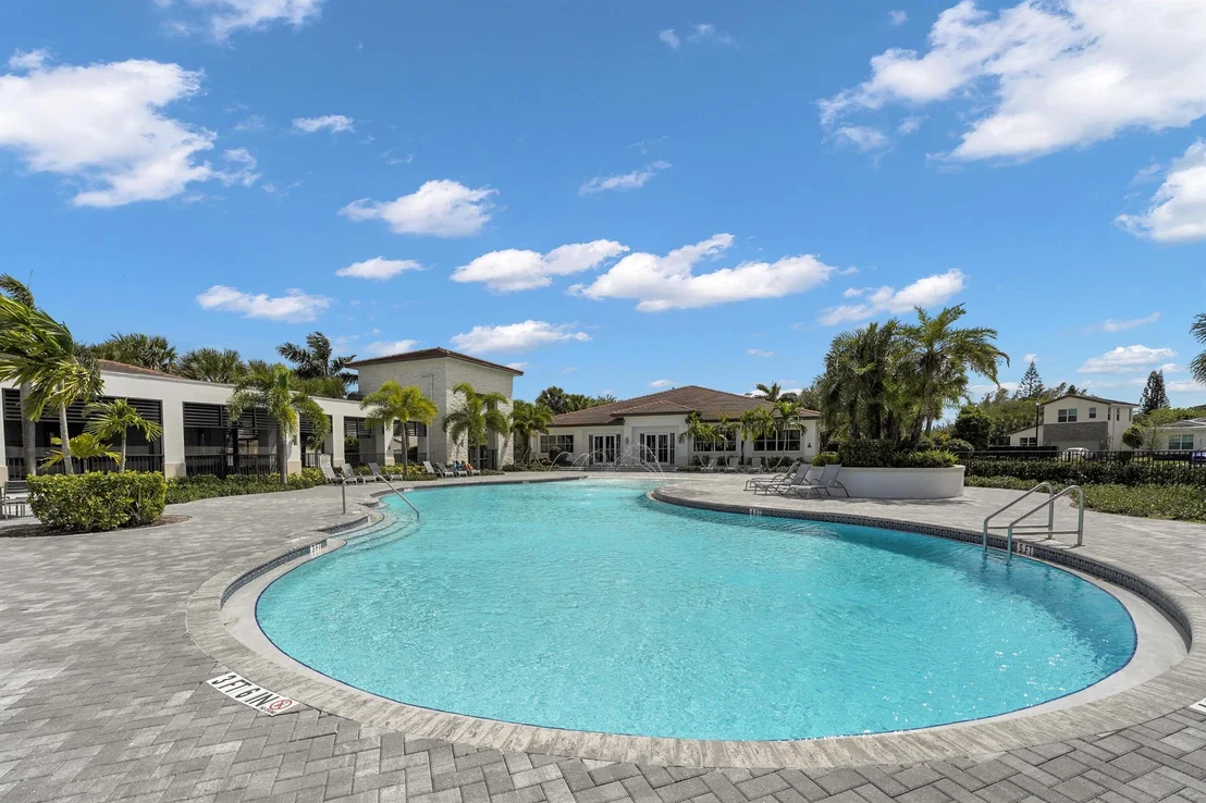 Photo of 1010 Azul Court
