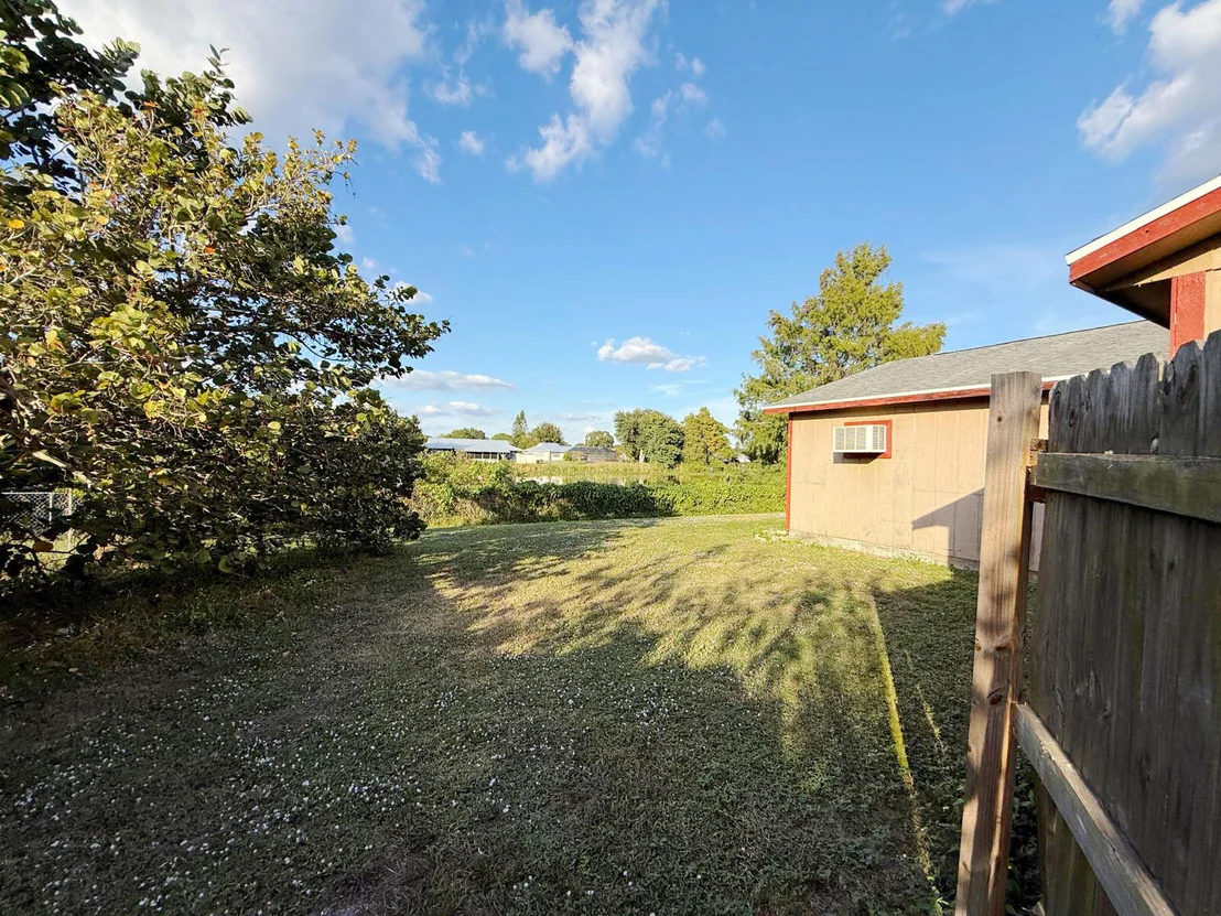Photo of 2361 SE 27th Street