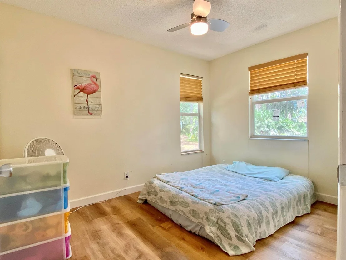 Photo of 16844 127 Drive N