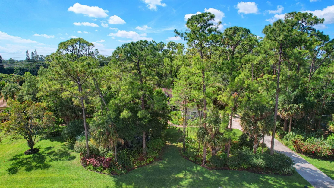 Photo of 14022 Greentree Trail