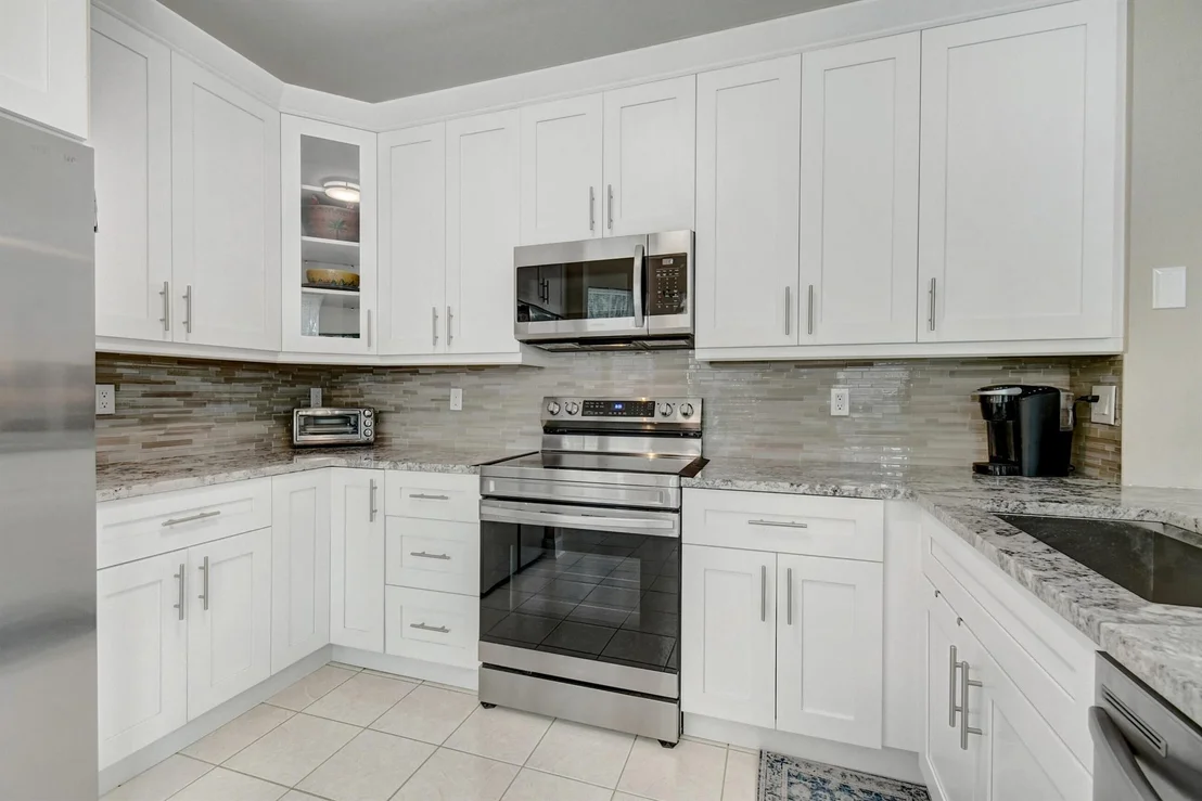 Photo of 7585 Thornlee Drive