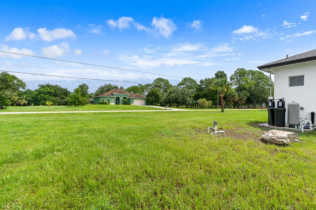 Photo of 17817 Temple Boulevard