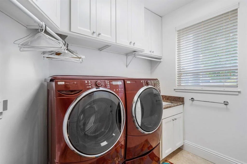 Photo of 955 Isles Road