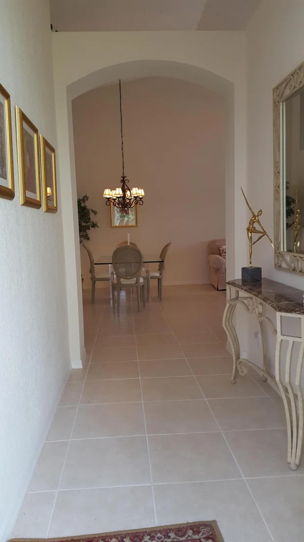 Photo of 6204 Heliconia Road