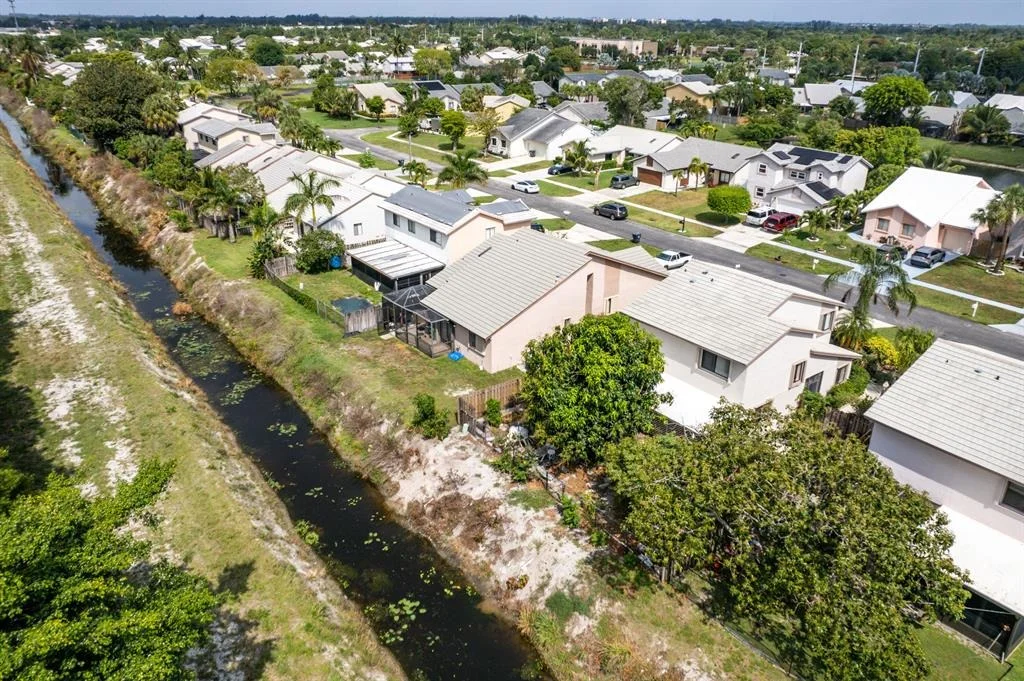 Photo of 5940 Strawberry Lakes Circle