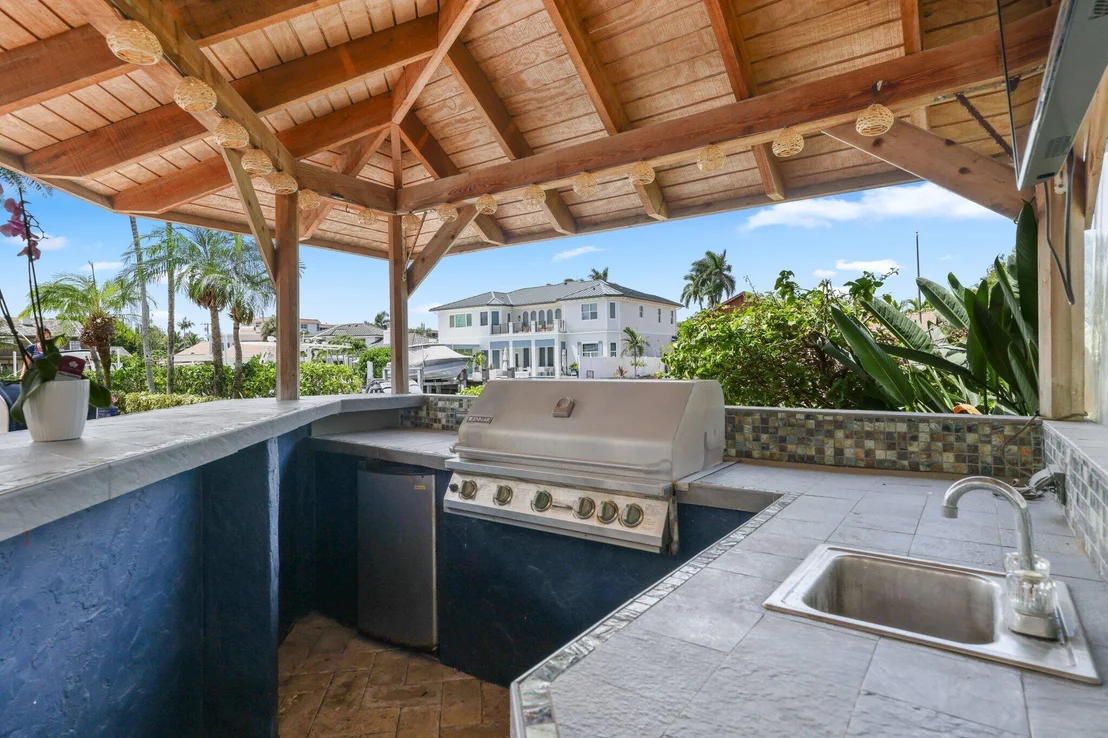 Photo of 917 Iris Drive