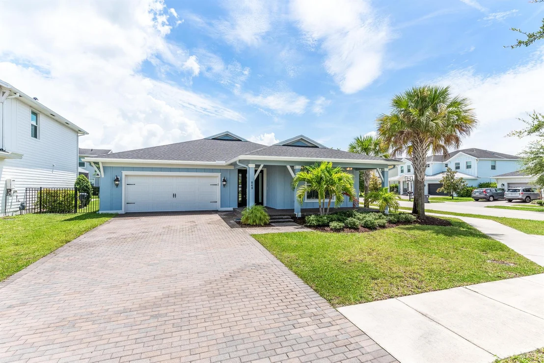 Photo of 848 Sterling Pine Place