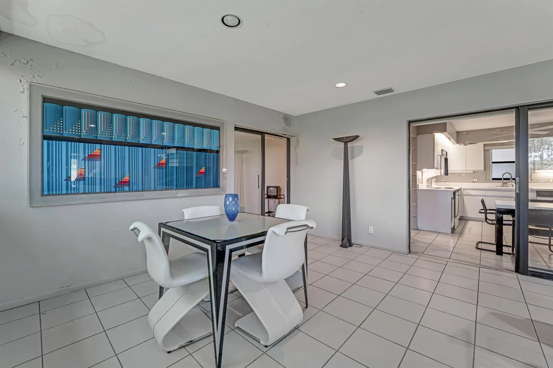 Photo of 14 Bristol Circle