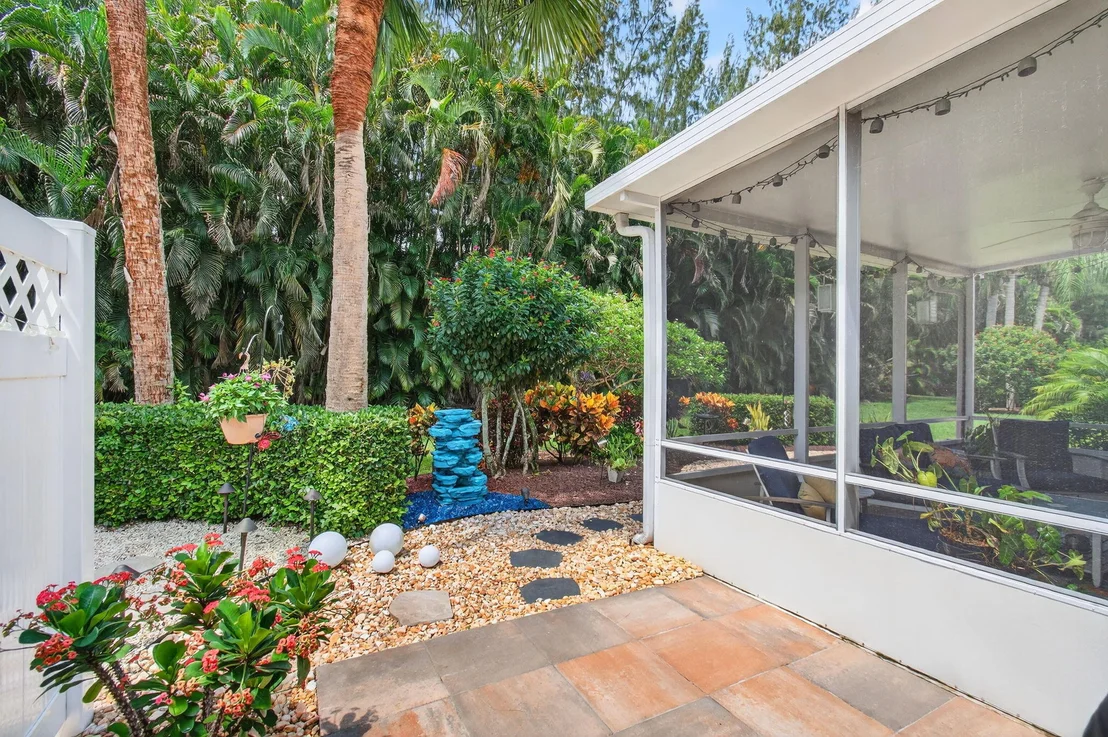 Photo of 7968 Rockford Road
