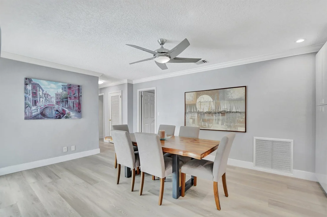 Photo of 808 Berkeley Street