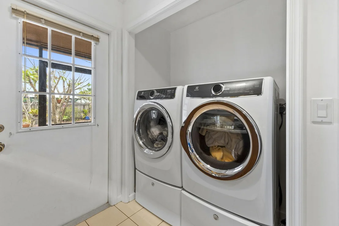 Photo of 4873 SE Bayshore Terrace