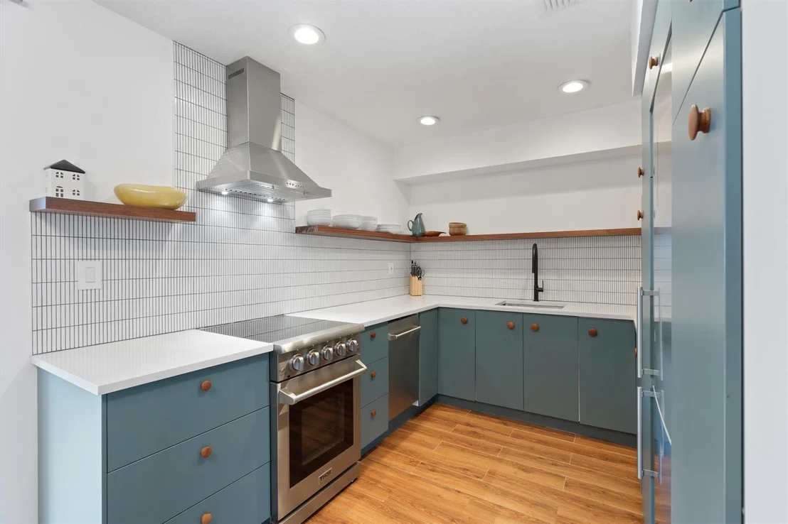 Photo of 2242 NE 37th Street