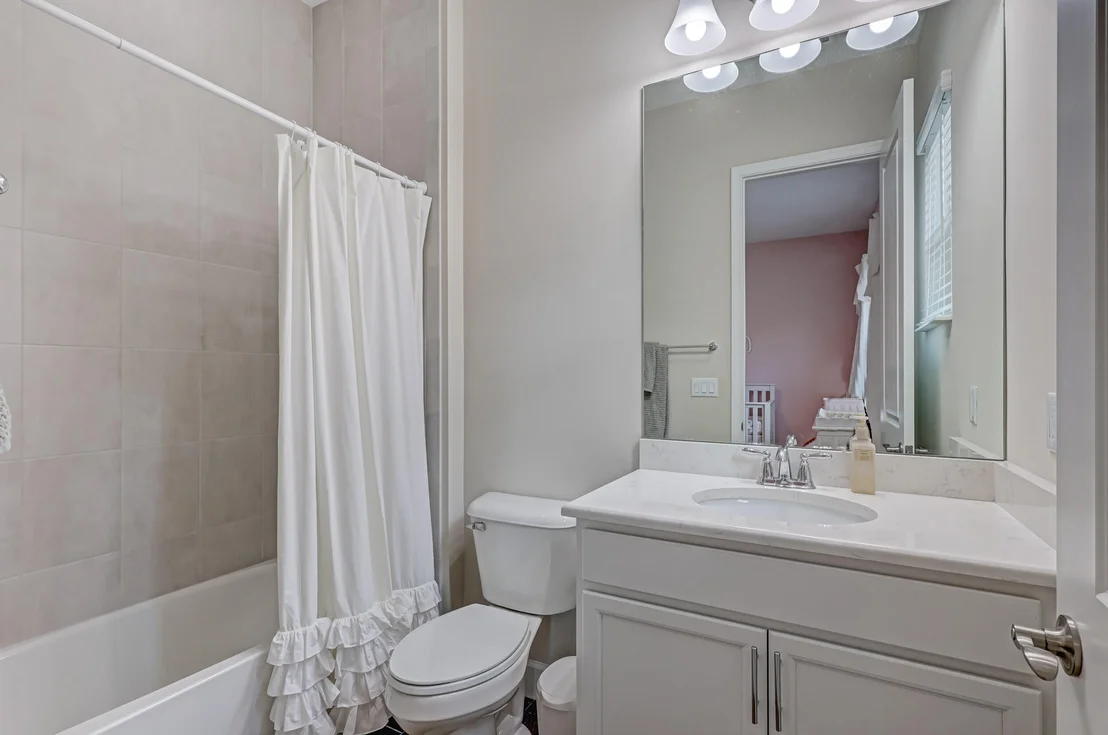 Photo of 15121 Goldfinch Circle