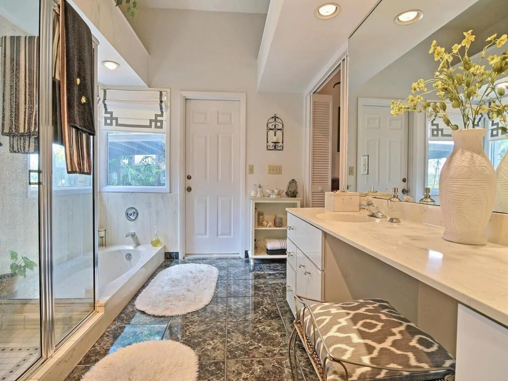Photo of 5501 Deer Run Drive