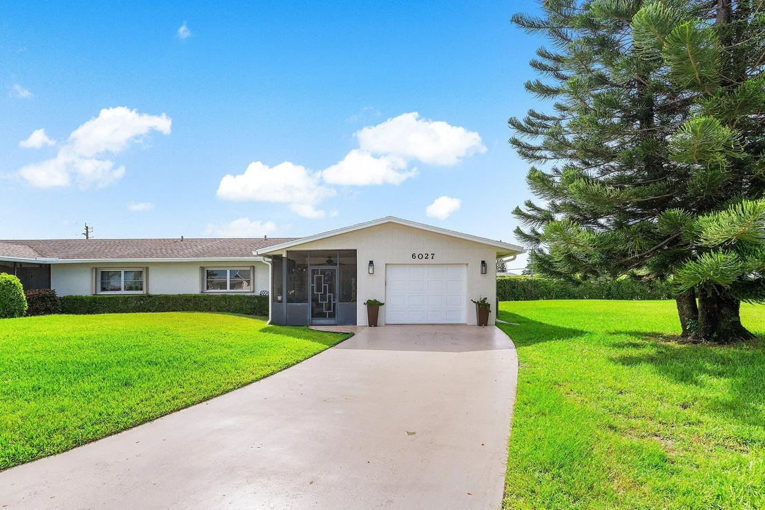 Photo of 6027 Stanley Lane