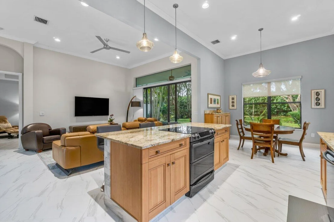 Photo of 9726 Isles Cay Drive