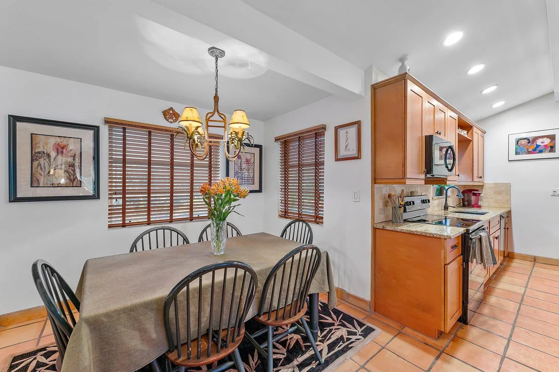 Photo of 4166 NE Sunset Drive