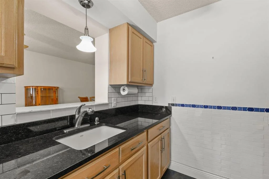 Photo of 305 5th Street
