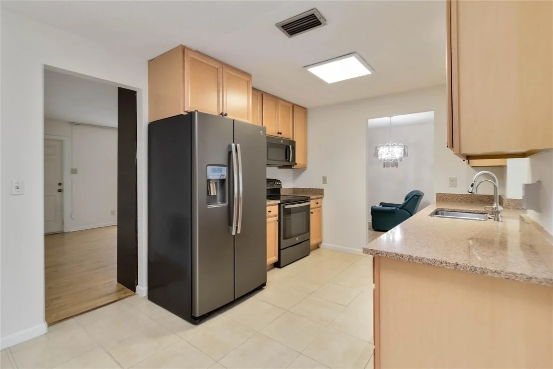 Photo of 735 NW 73rd Terrace