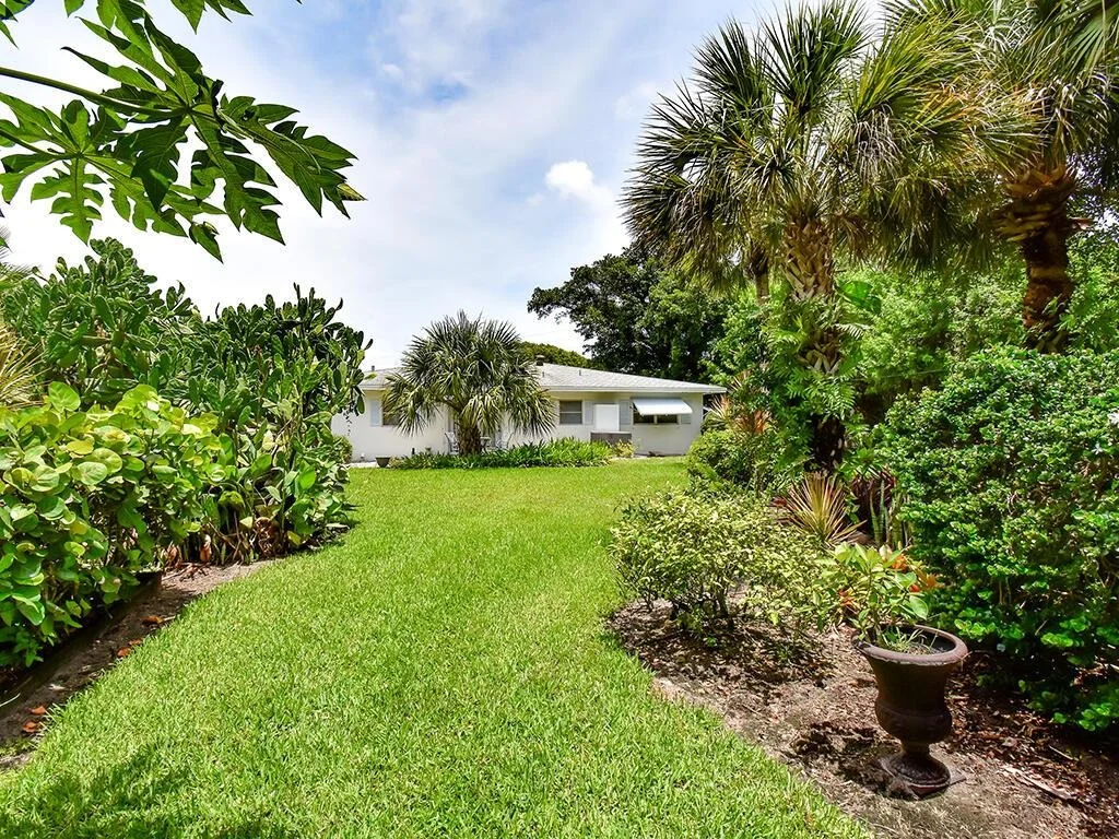 Photo of 936 Tides Road