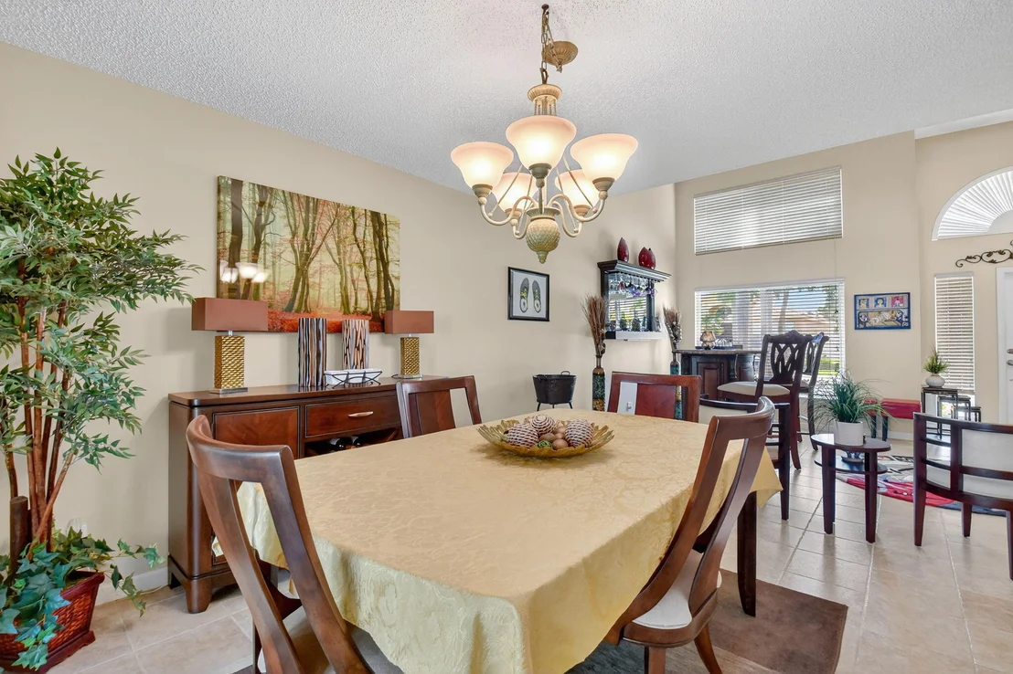 Photo of 7381 Chesapeake Circle