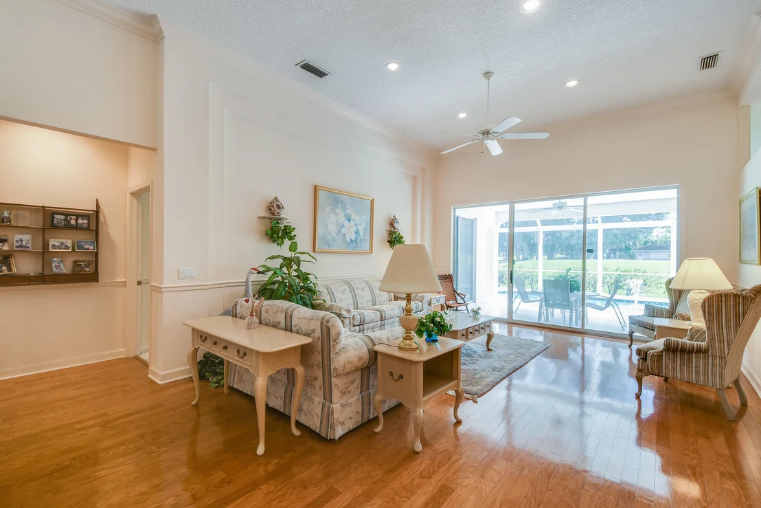 Photo of 224 Eagleton Estate Boulevard