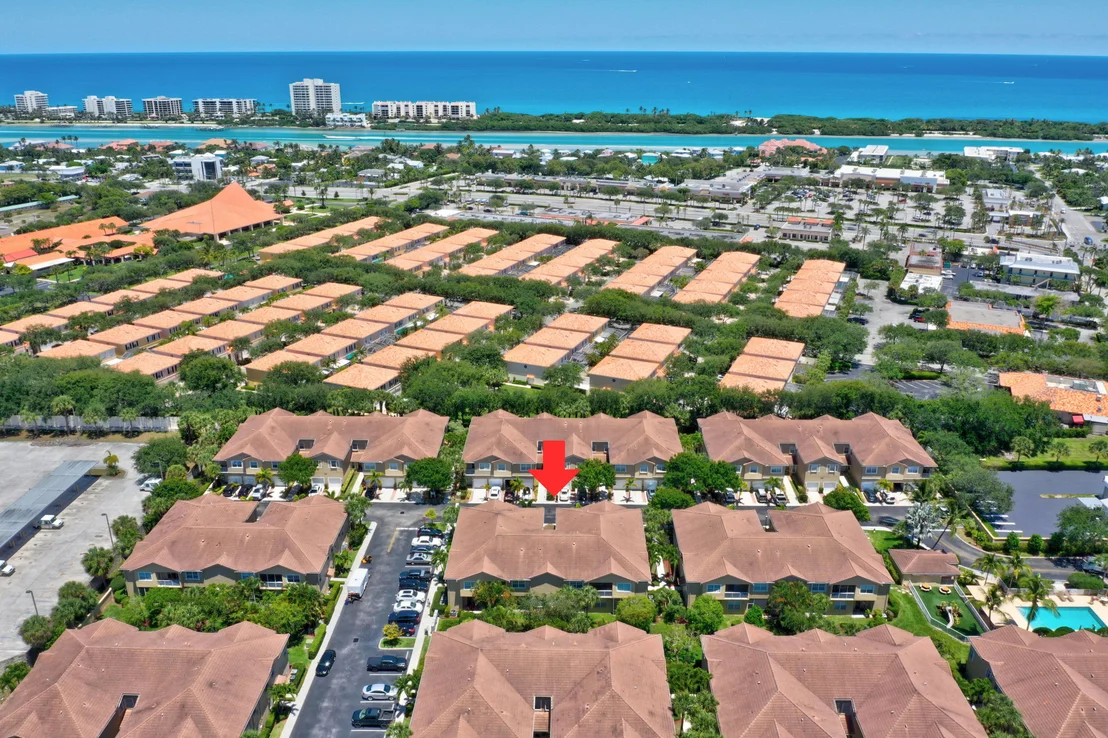 Photo of Unit B at 105 Lighthouse Circle