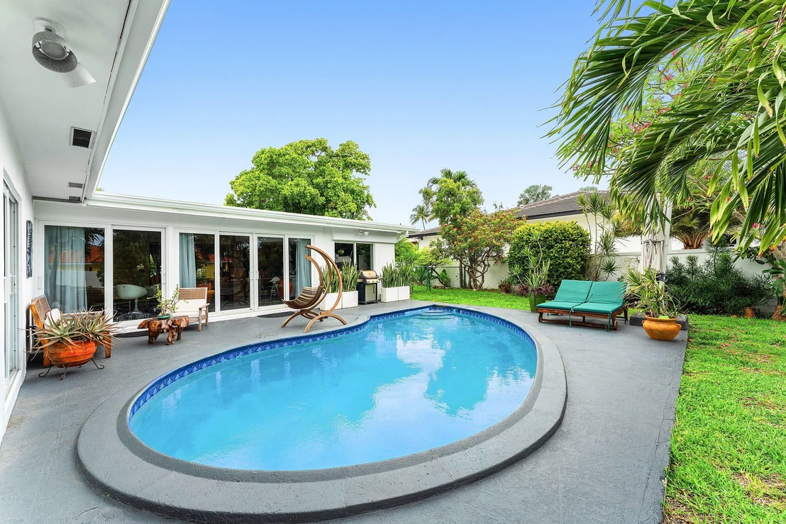 Photo of 5660 Nassau Drive