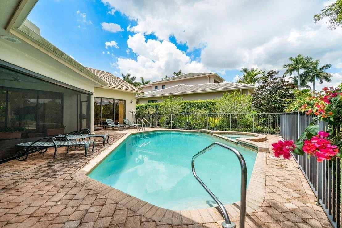 Photo of 7283 Mandarin Drive