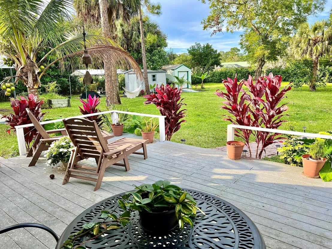 Photo of 12809 Sunset Boulevard