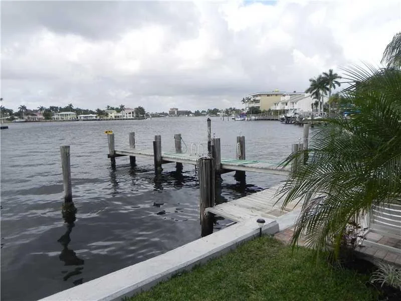 Photo of 1201 Hibiscus Avenue
